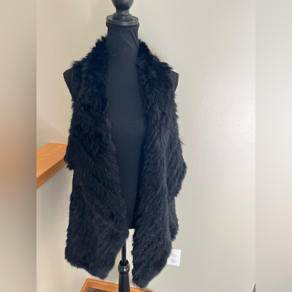 Catherine Malandrino black rabbit fur and ribbed knit 2 way vest. Size medium